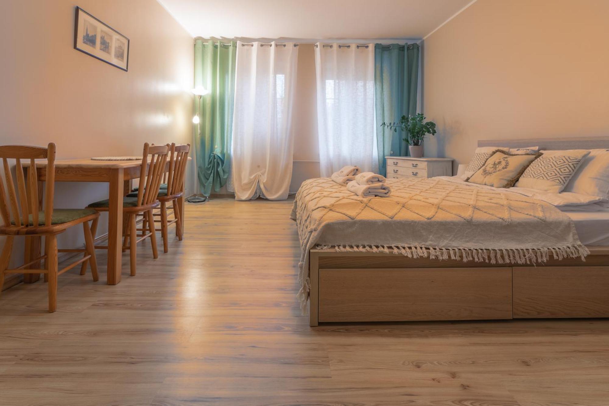 Naptun Old Town By Alqueen Apartament